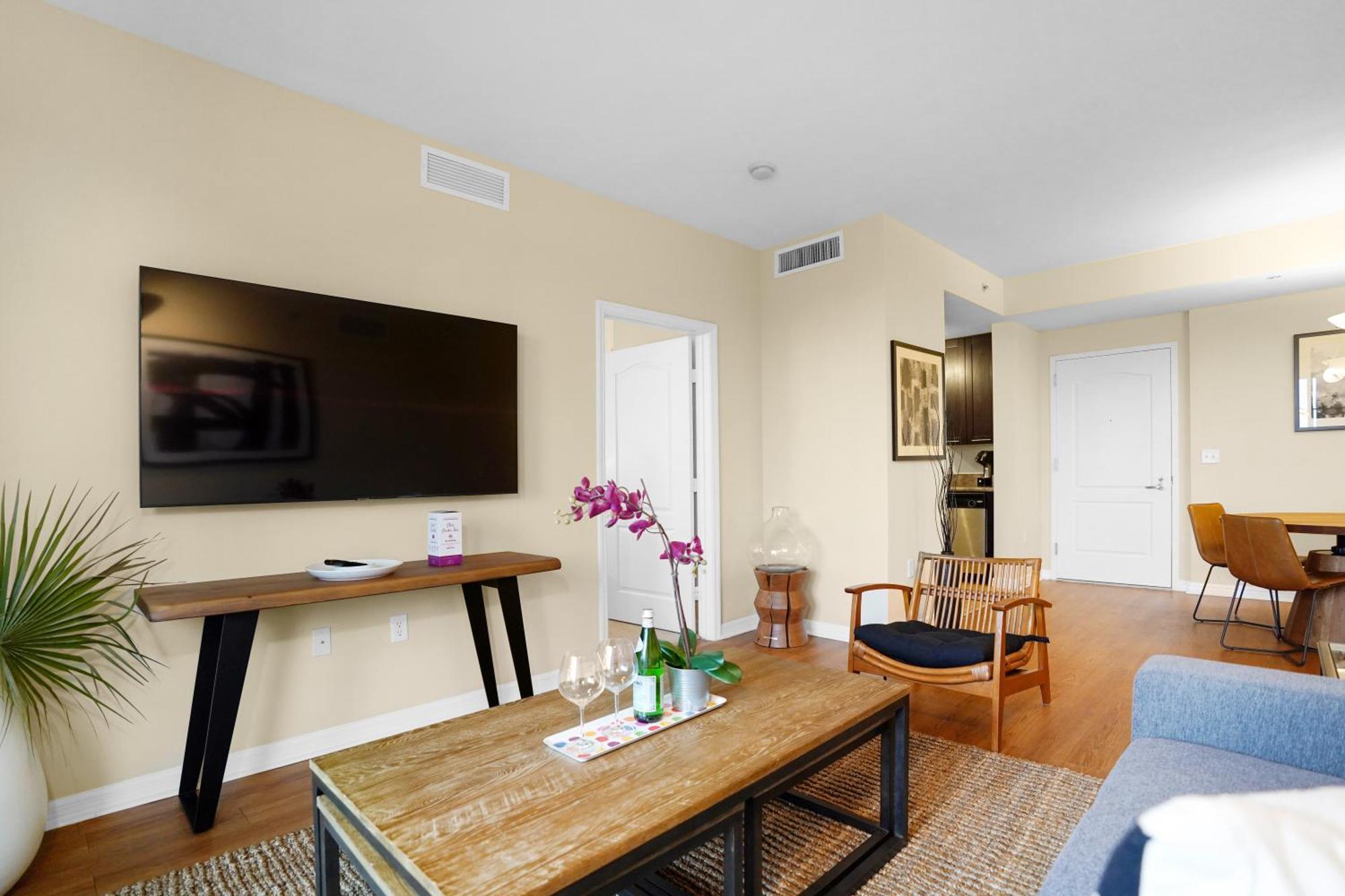 Dharma Home Suites South Miami At Red Road Commons المظهر الخارجي الصورة
